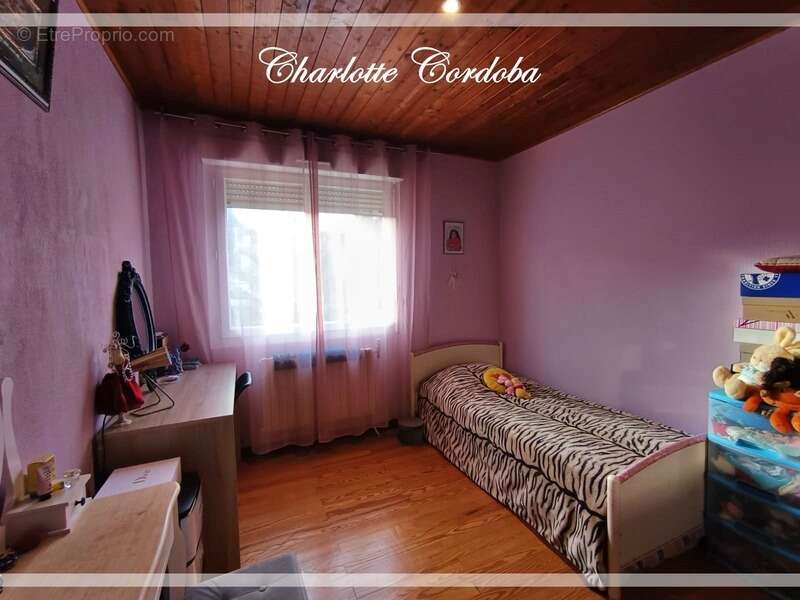 Maison à COLAYRAC-SAINT-CIRQ