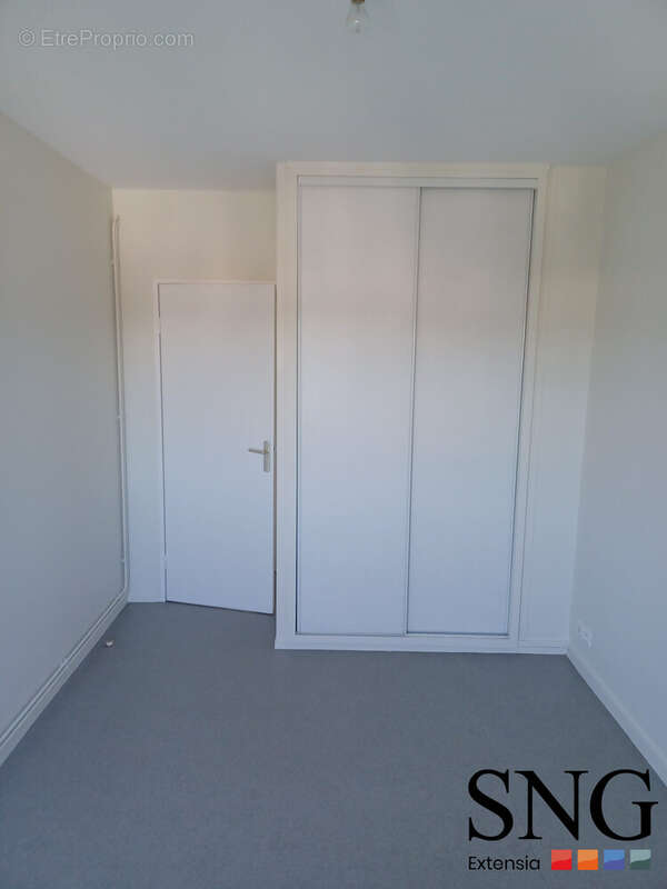 Chambre 1 - Appartement à PERIGUEUX