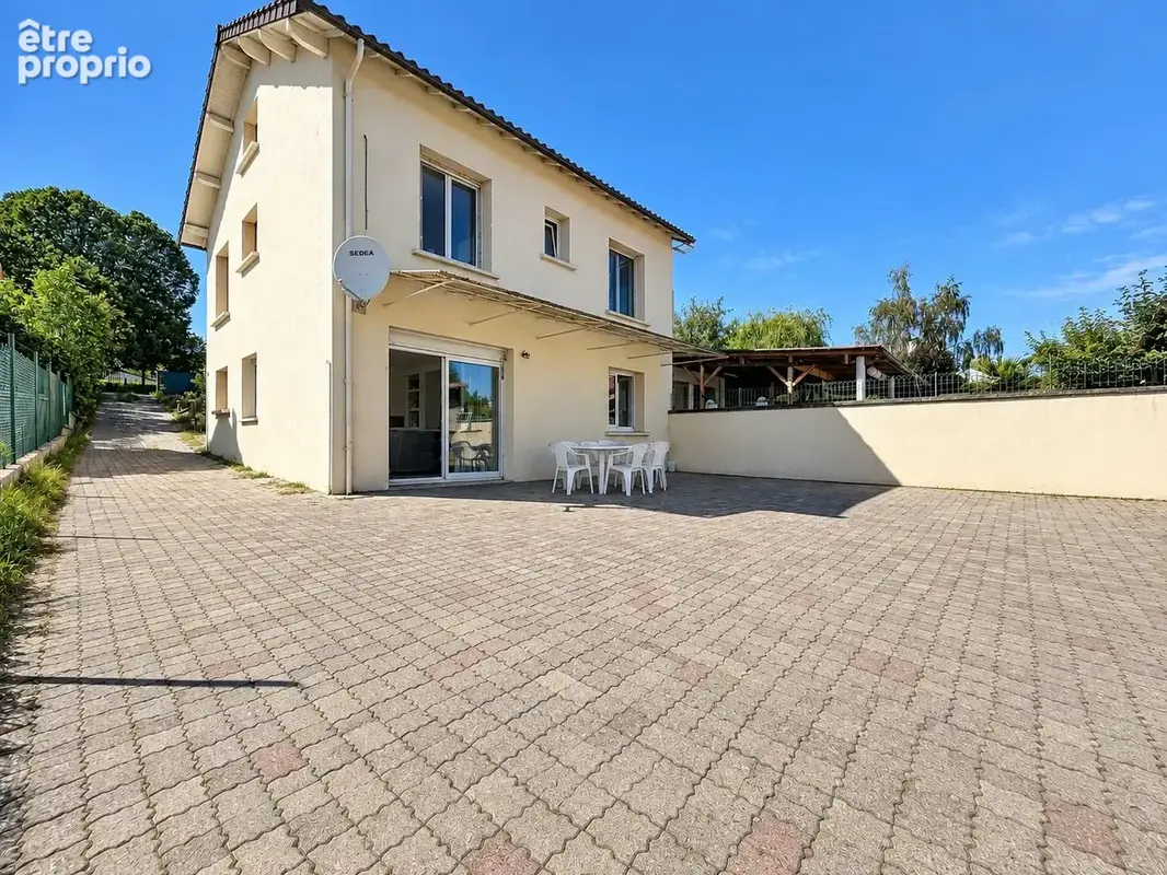 Maison 6 pièces 120 m² à vendre à Clermont-Ferrand (63100) - photo 2