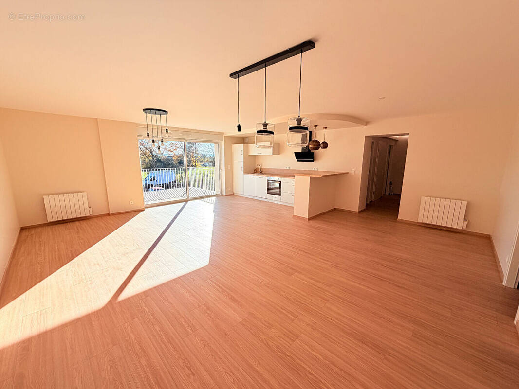 Appartement à LE DESCHAUX