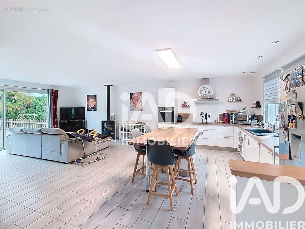 Photo 3 - Maison à TRANS-LA-FORET