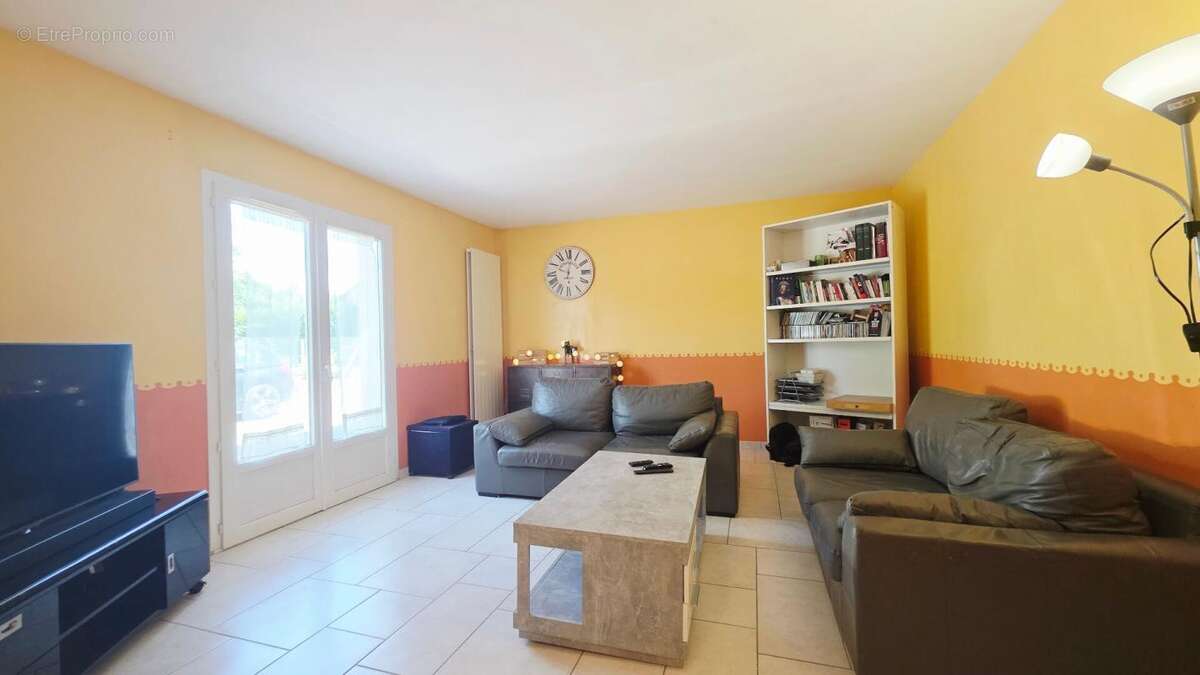 Bourges maison de 166 m² 5 chambres piscine garage - photo 8