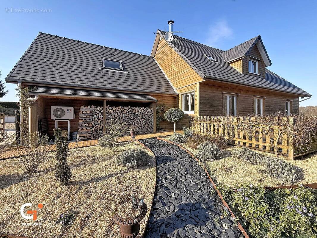 Maison à LYONS-LA-FORET