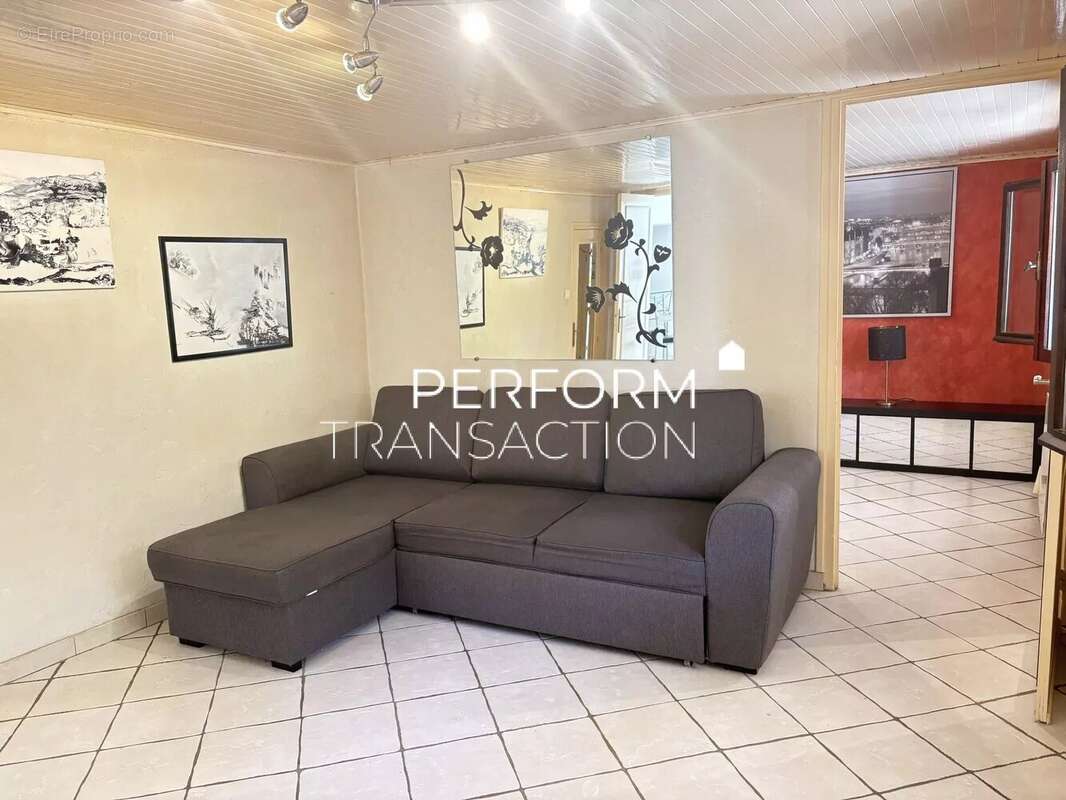 Maison à ECHIROLLES