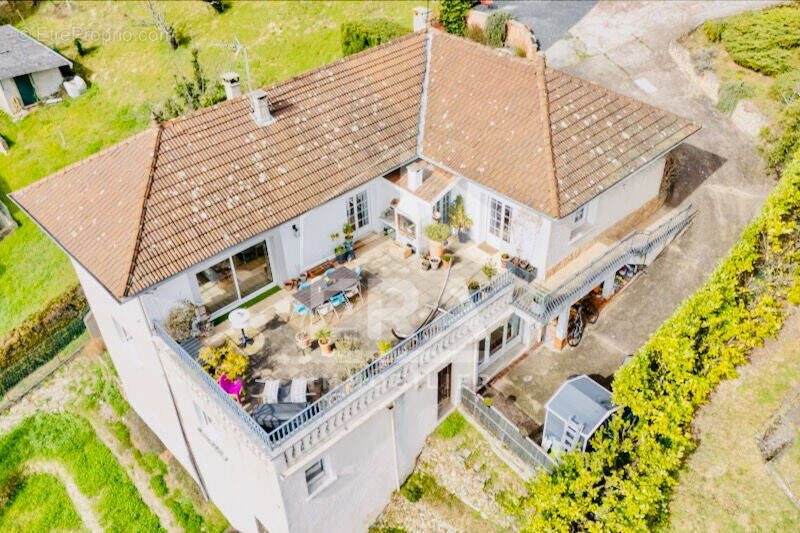 Appartement à BRIGNAIS