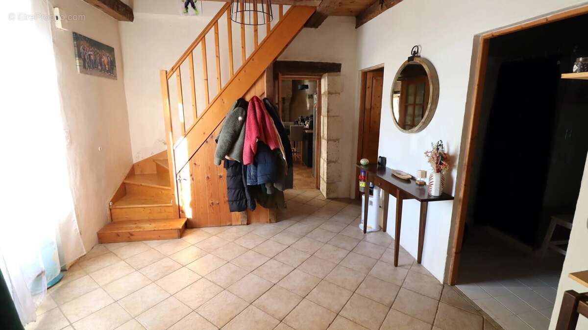 Maison à VILLETOUREIX