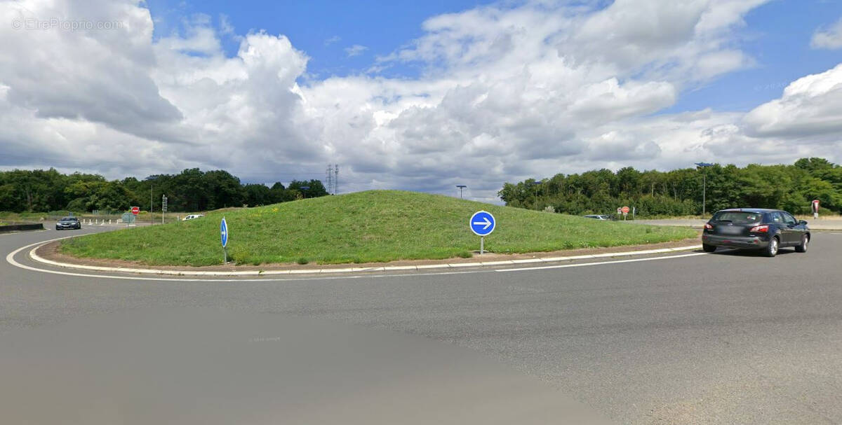 Parking à CHAMBRAY-LES-TOURS