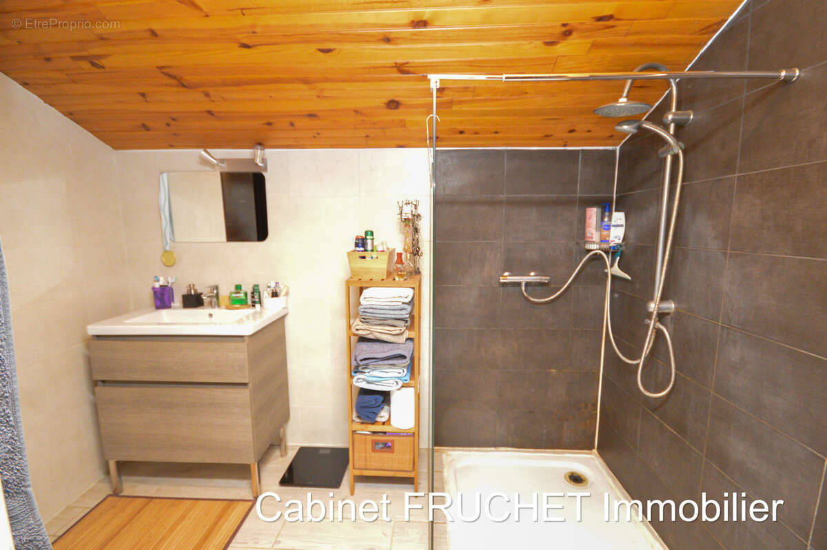 Charme et caractère pour cette jolie maison - photo 8