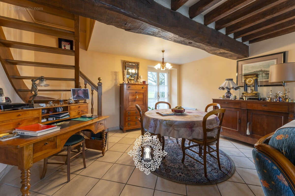 Maison à DONNEMARIE-DONTILLY