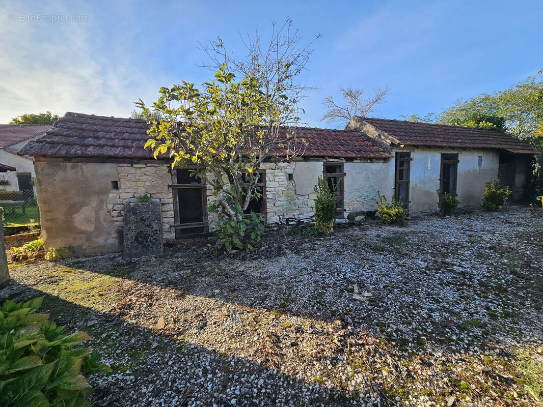 Maison à VERDUN-SUR-LE-DOUBS