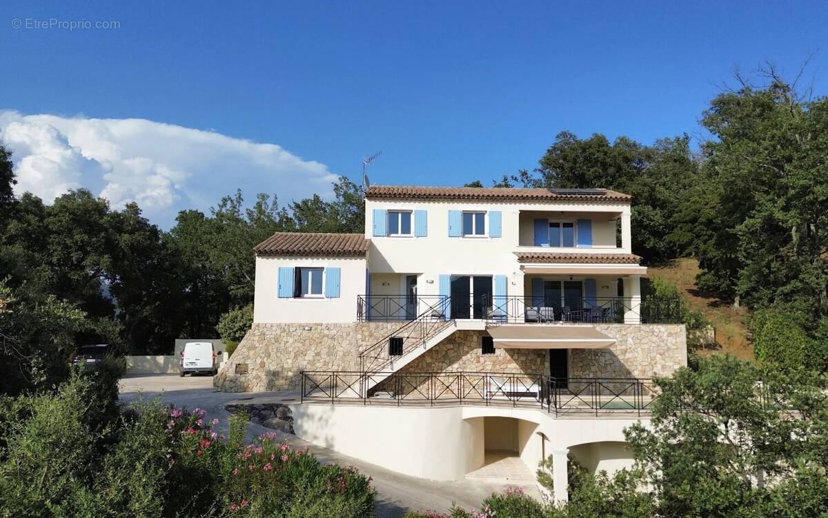 Maison à LES ADRETS-DE-L'ESTEREL