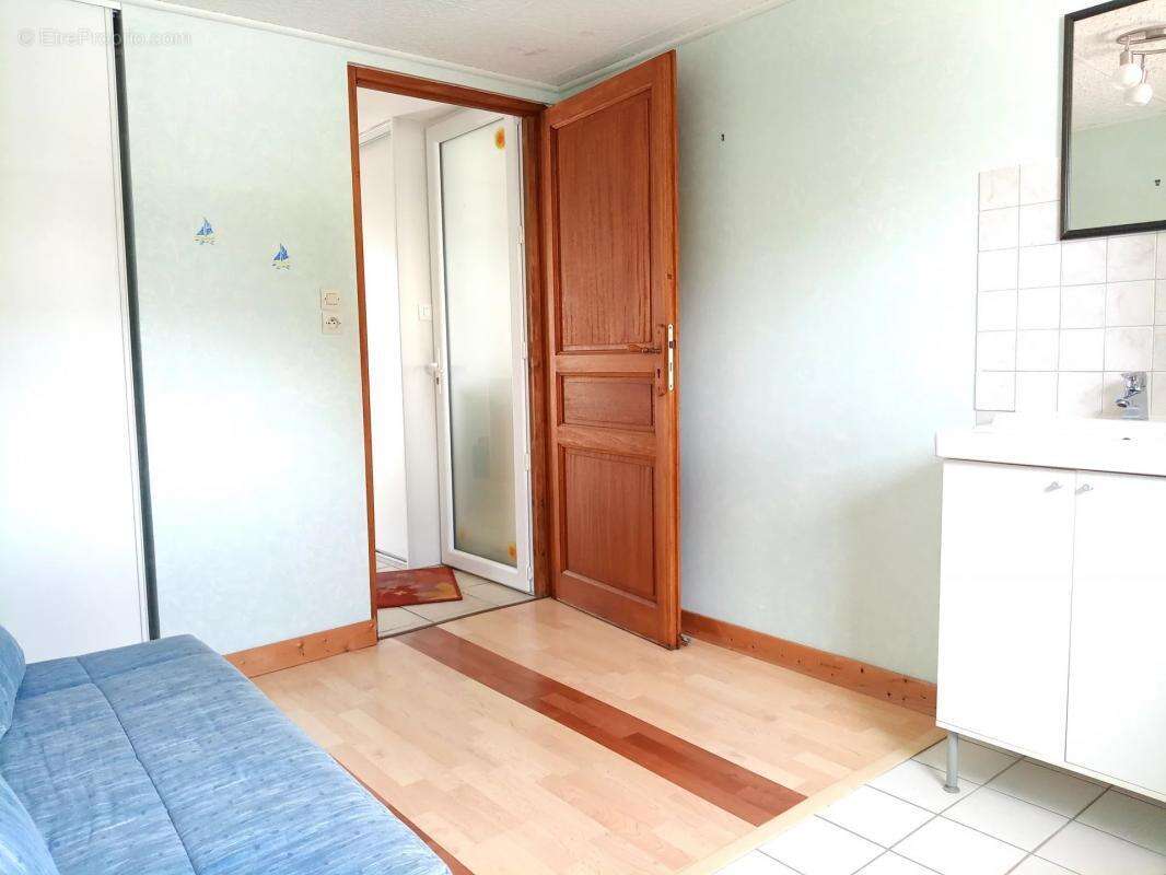 Maison à SAINT-HERBLON