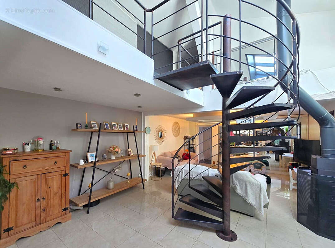 5 min des plages ? Maison rénovée, 5 chambres, piscine et garage - photo 3