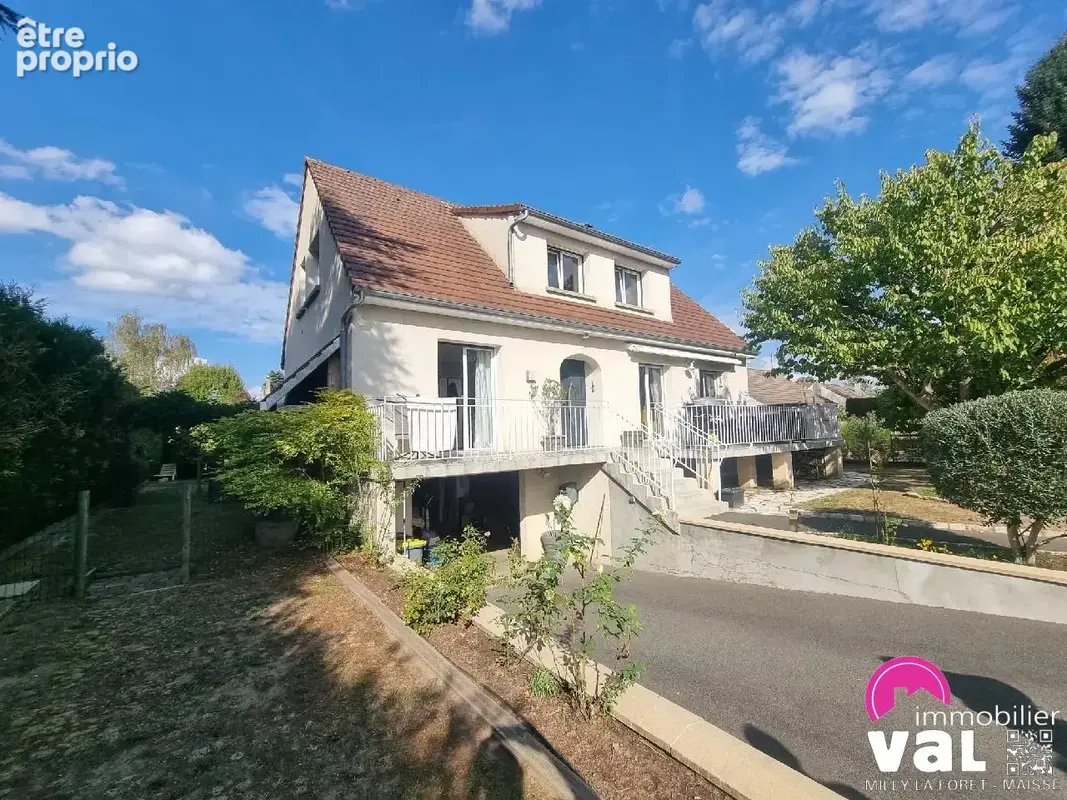 Maison 5 pièces 157 m² à vendre à Milly-La-Foret (91490) - photo 2