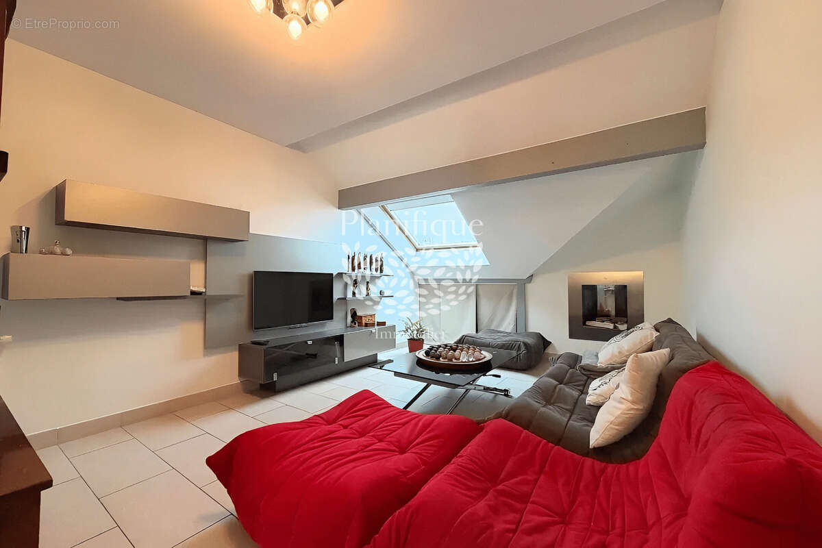 Appartement à ETAUX