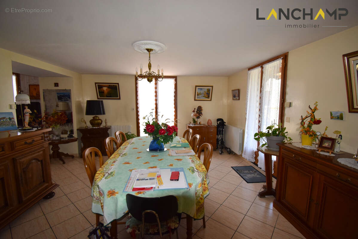 Agréable maison de village avec dépendance - photo 6
