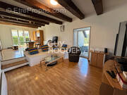 Maison à POUILLEY-FRANCAIS