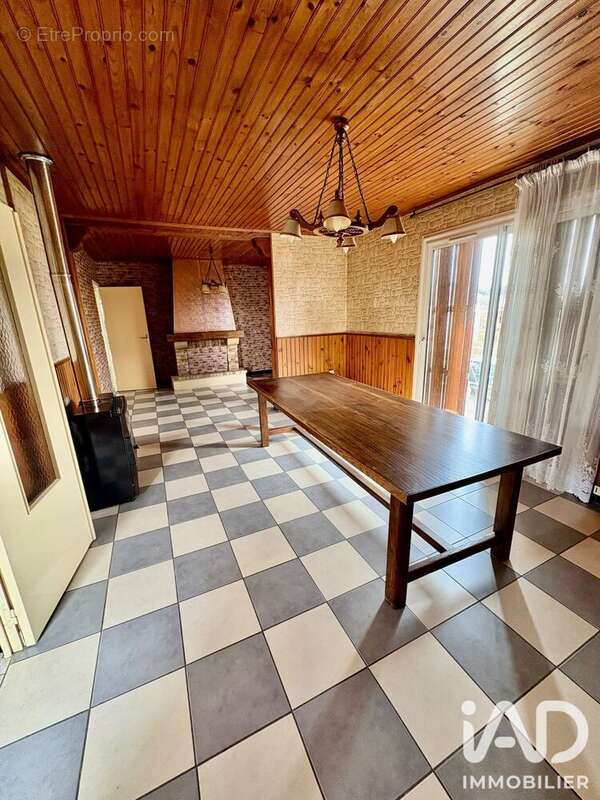 Maison 82 m² à Reuilly  - photo 2