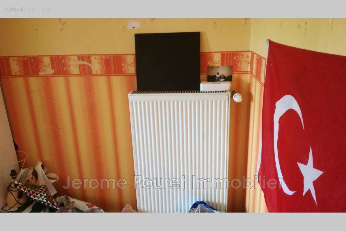 Appartement à EGLETONS