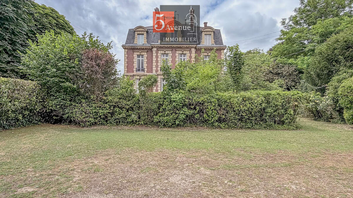 Appartement de caractère de 130m2. Centre de Senlis à pied - photo 13