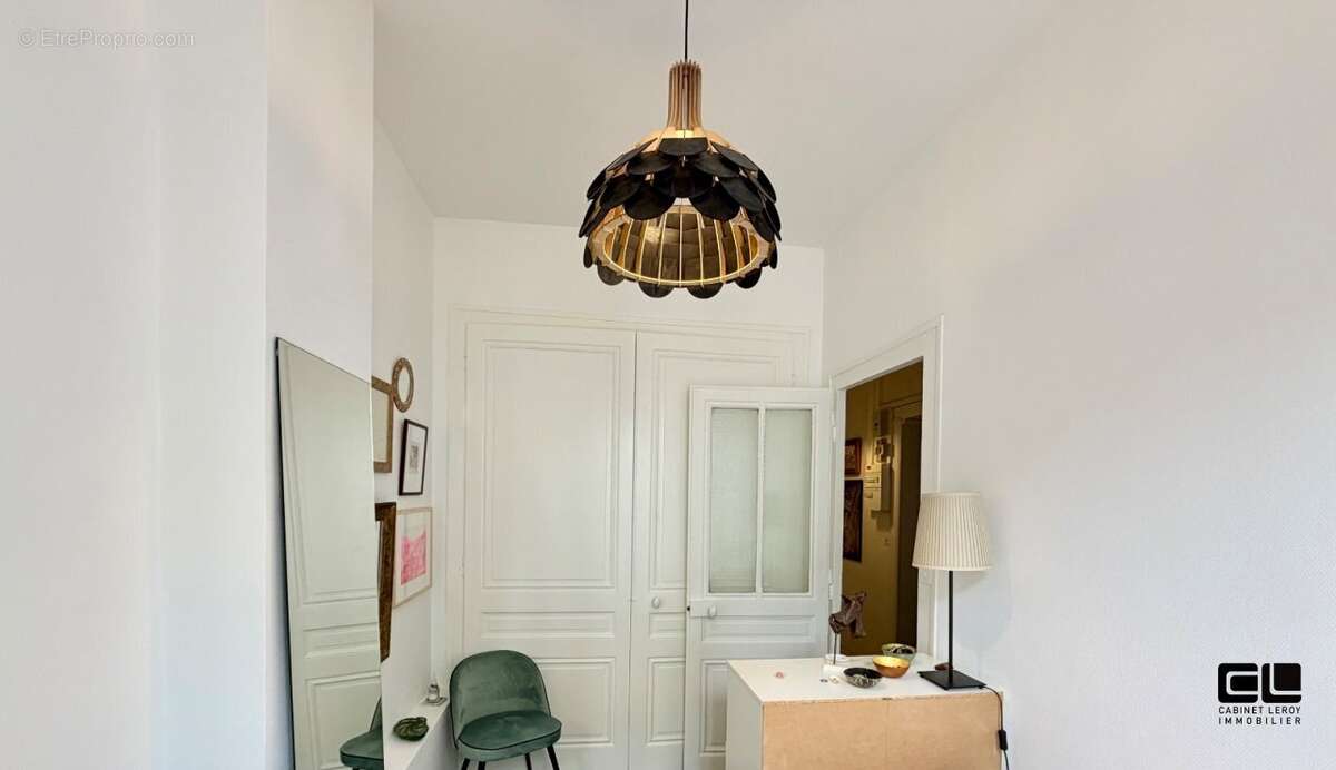 T2 rue jaquard au pied de la mairie - photo 3