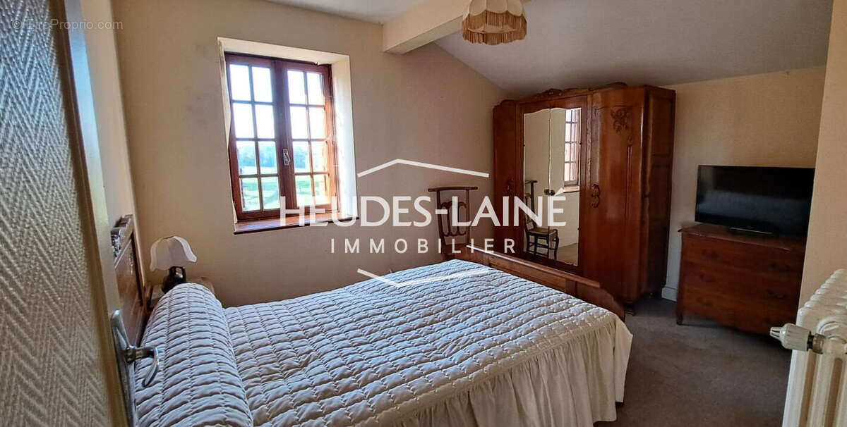 Maison à ISIGNY-LE-BUAT