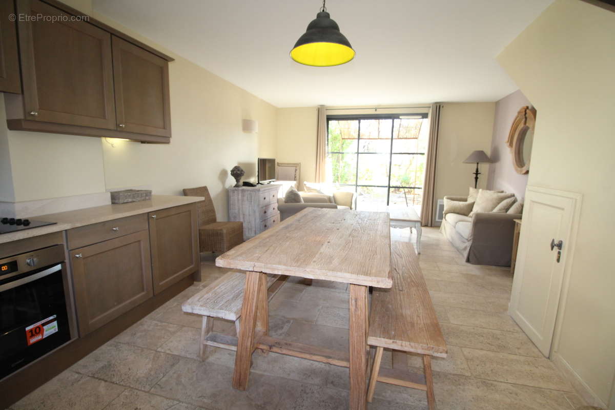 Maison à SAINT-LAURENT-DE-LA-CABRERISSE