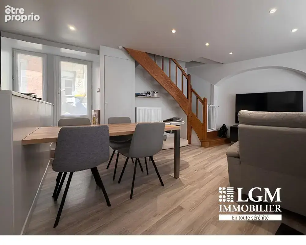 63730 LES MARTRES-DE-VEYRE, maison de bourg entièrement rénovée – 71 m², 3 pièces – - photo 11