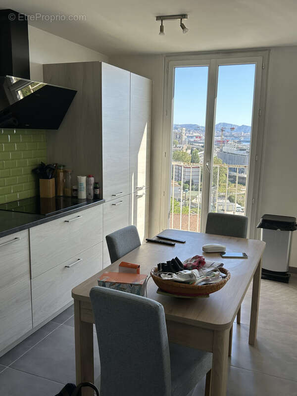 Appartement à MARSEILLE-15E