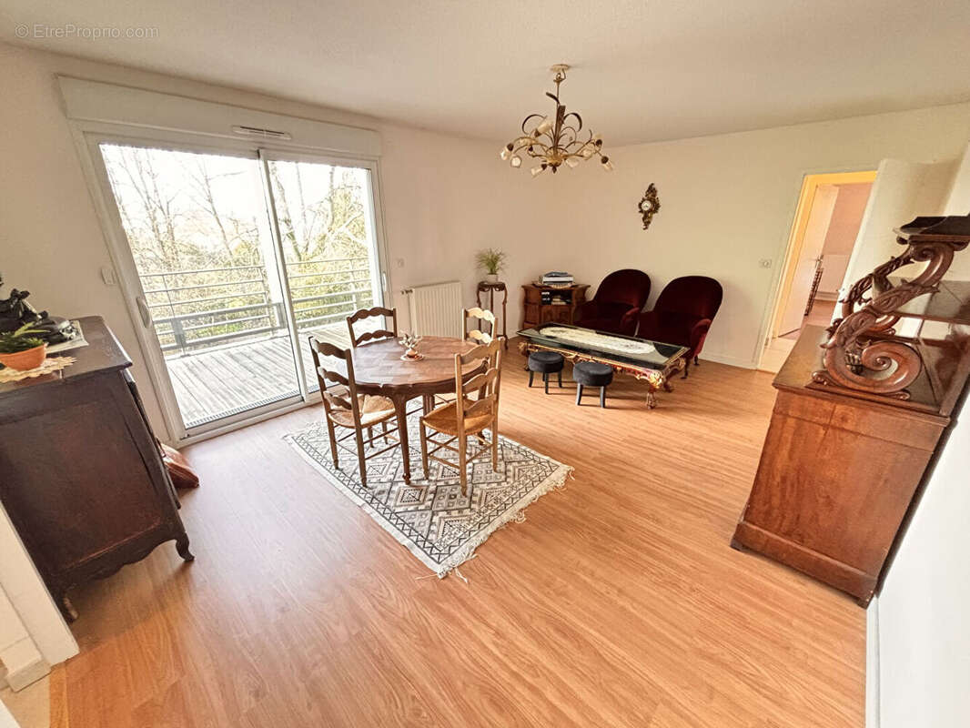 Appartement à HAUTE-GOULAINE