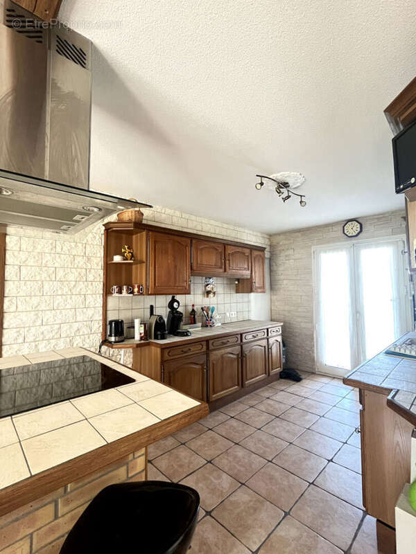 Appartement à LYON-8E