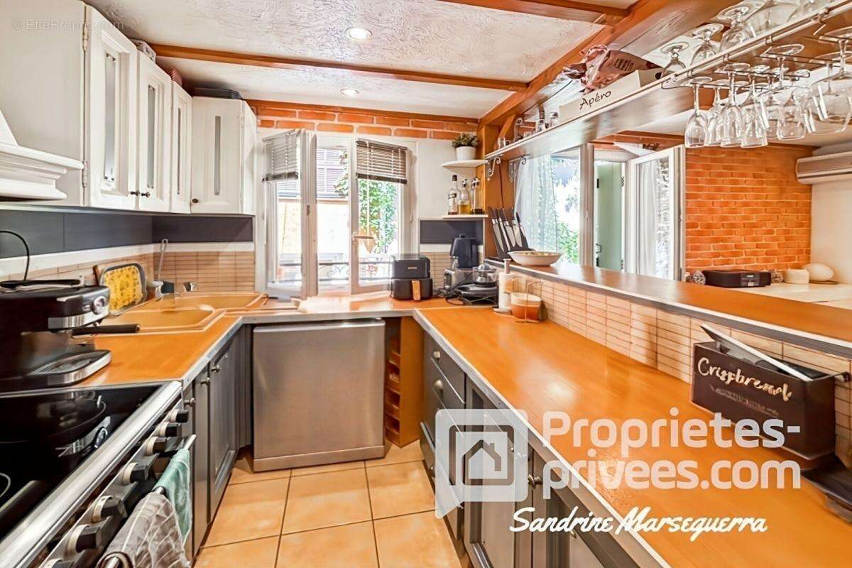 Maison à SAINT-LAURENT-DU-VAR