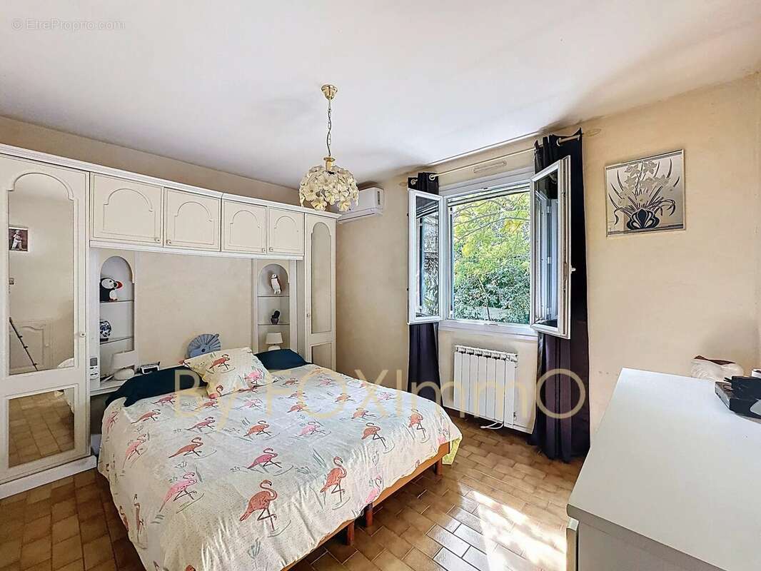 Maison à ROQUEFORT-LES-PINS