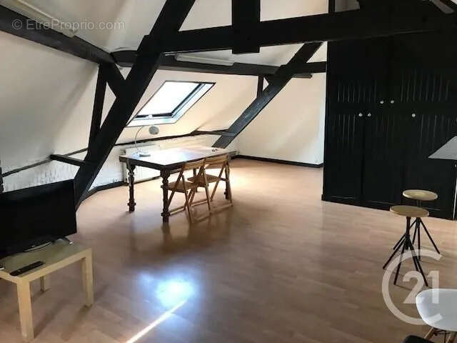 Autre à HELLEMMES-LILLE