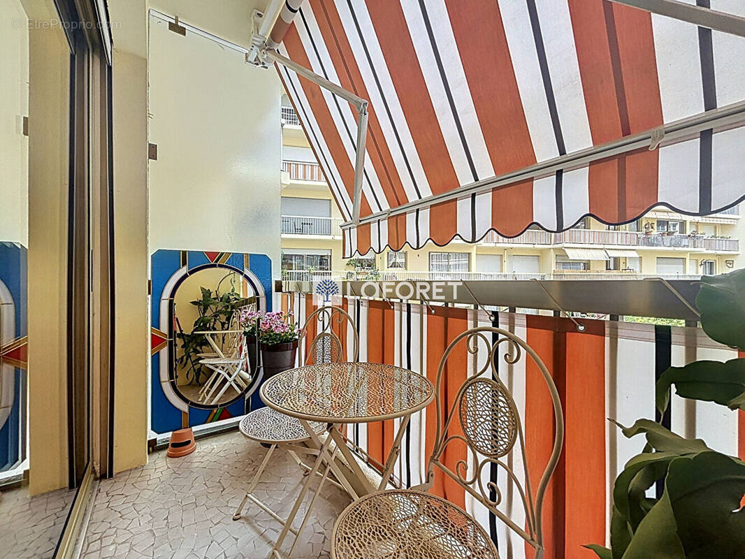 Appartement à MENTON
