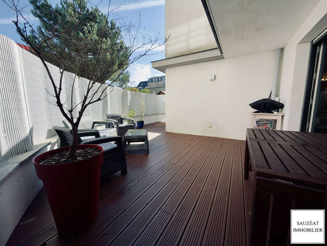 Appartement à ISSY-LES-MOULINEAUX