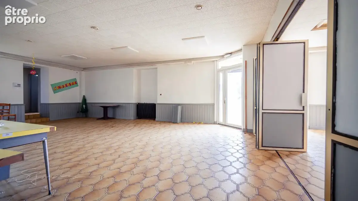 Ancien hôtel 604 m² – 16 chambres, local commercial 113 m² et terrain à bâtir 1 909 m² – 12 min de Lacq, 23 min de Pau - photo 14