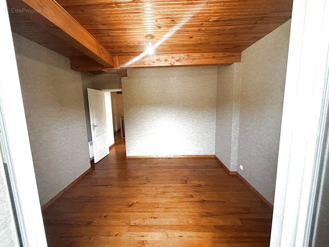 Maison à MONTEGUT-PLANTAUREL