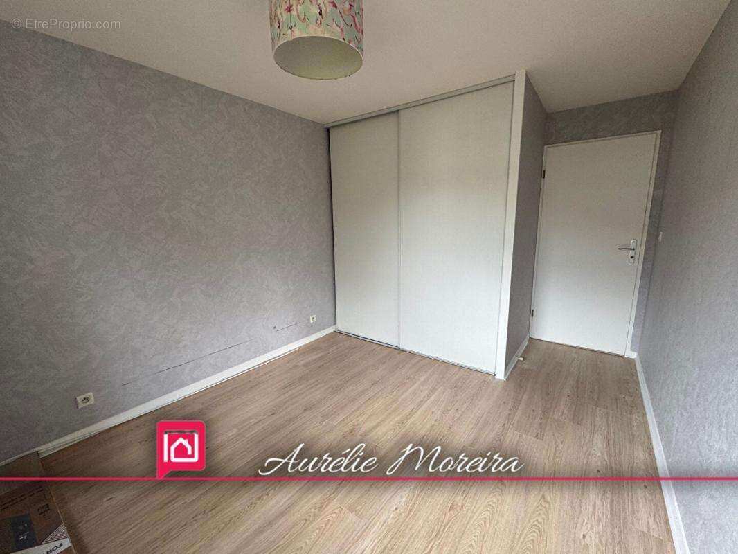 Appartement à LA CHAUSSEE-SAINT-VICTOR