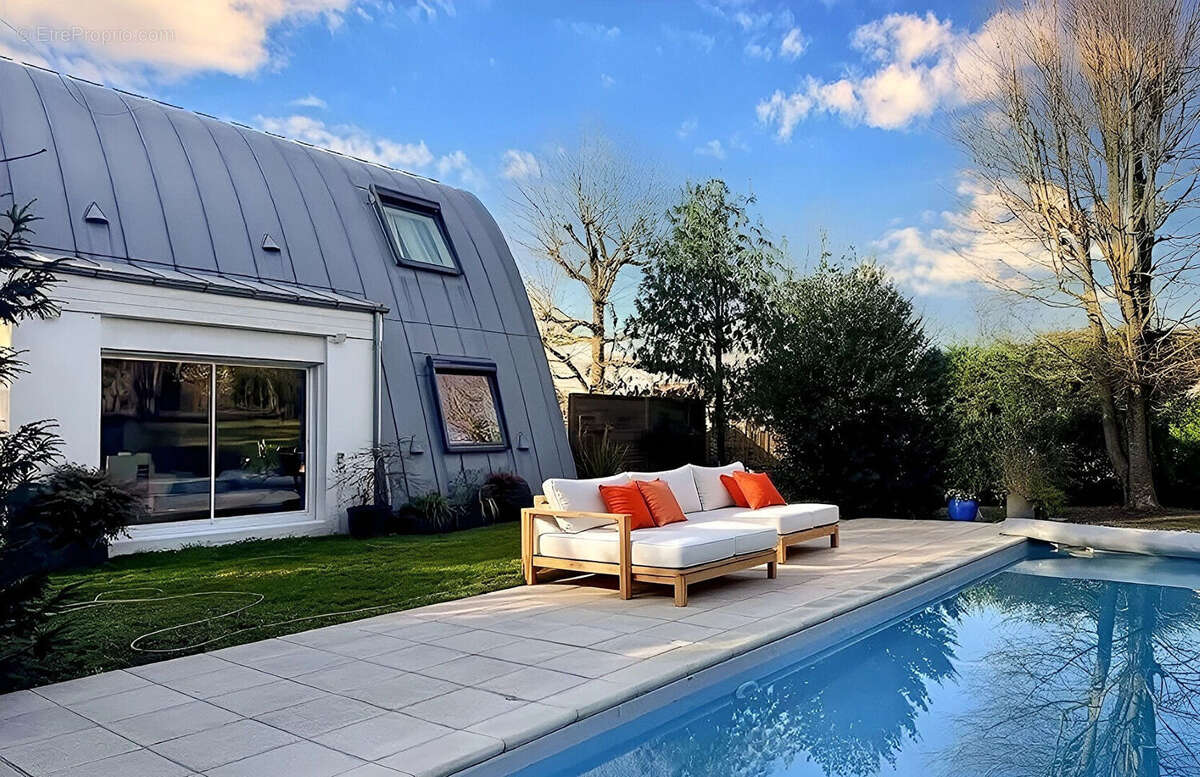 Maison à SAINTRY-SUR-SEINE