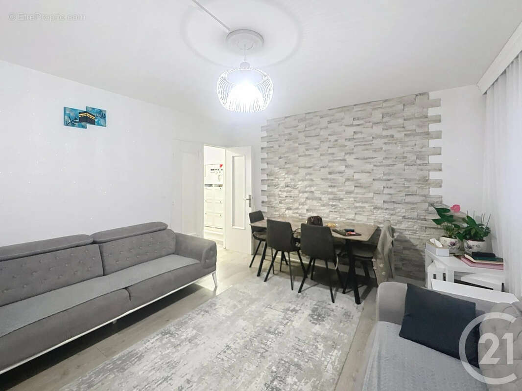 Appartement à GARGES-LES-GONESSE