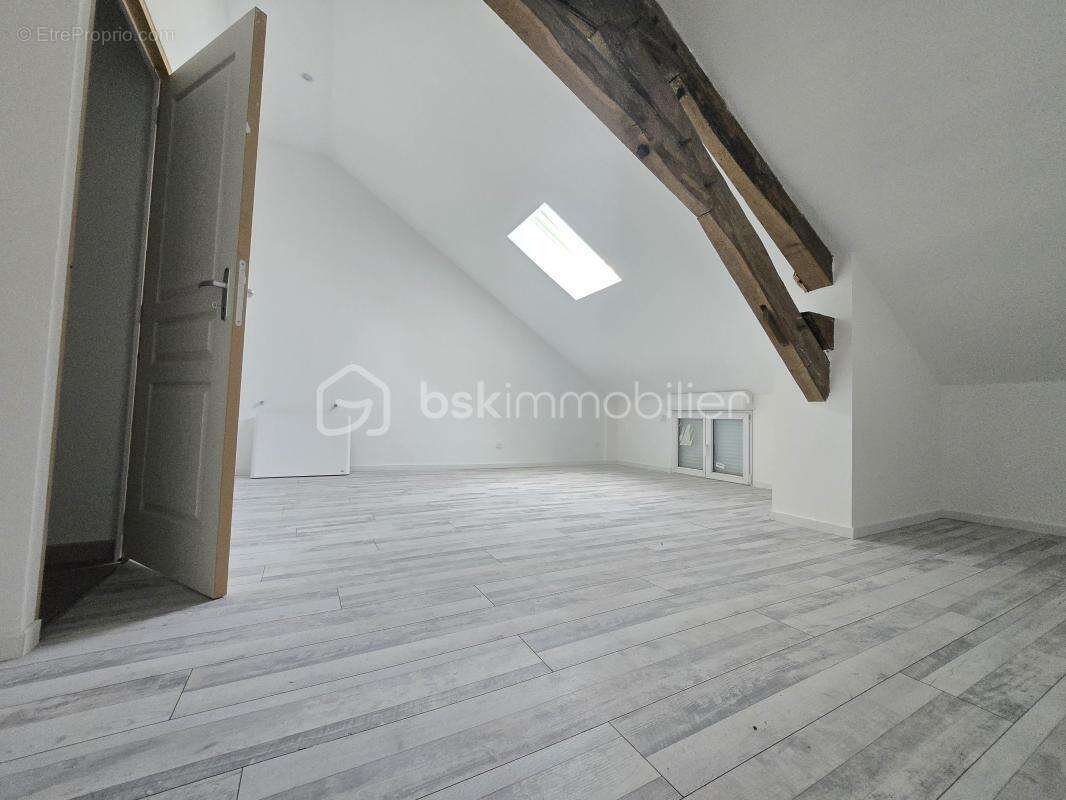 Appartement à FOURCHAMBAULT
