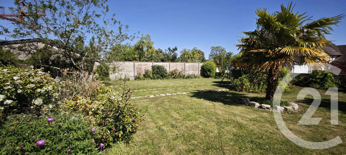 Maison à LOGRON