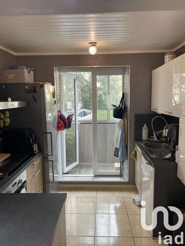 Photo 2 - Appartement à SAINT-MARTIN-D'HERES