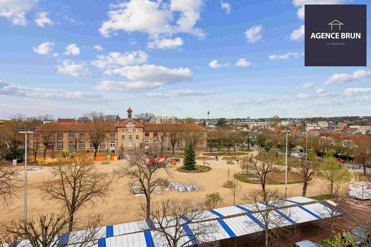 Appartement à SAINT-MAUR-DES-FOSSES