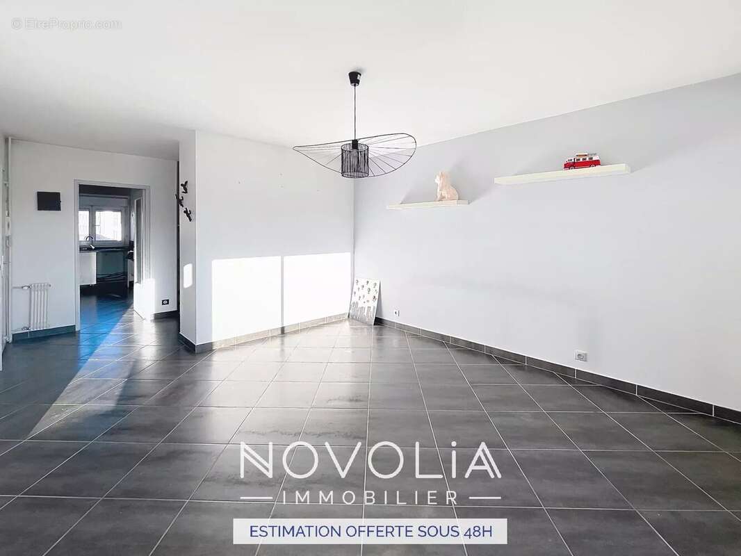 Appartement à LYON-8E