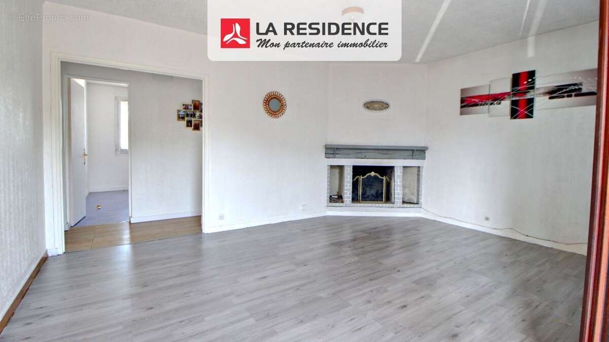 Appartement 79 m² à Villepreux  - photo 2