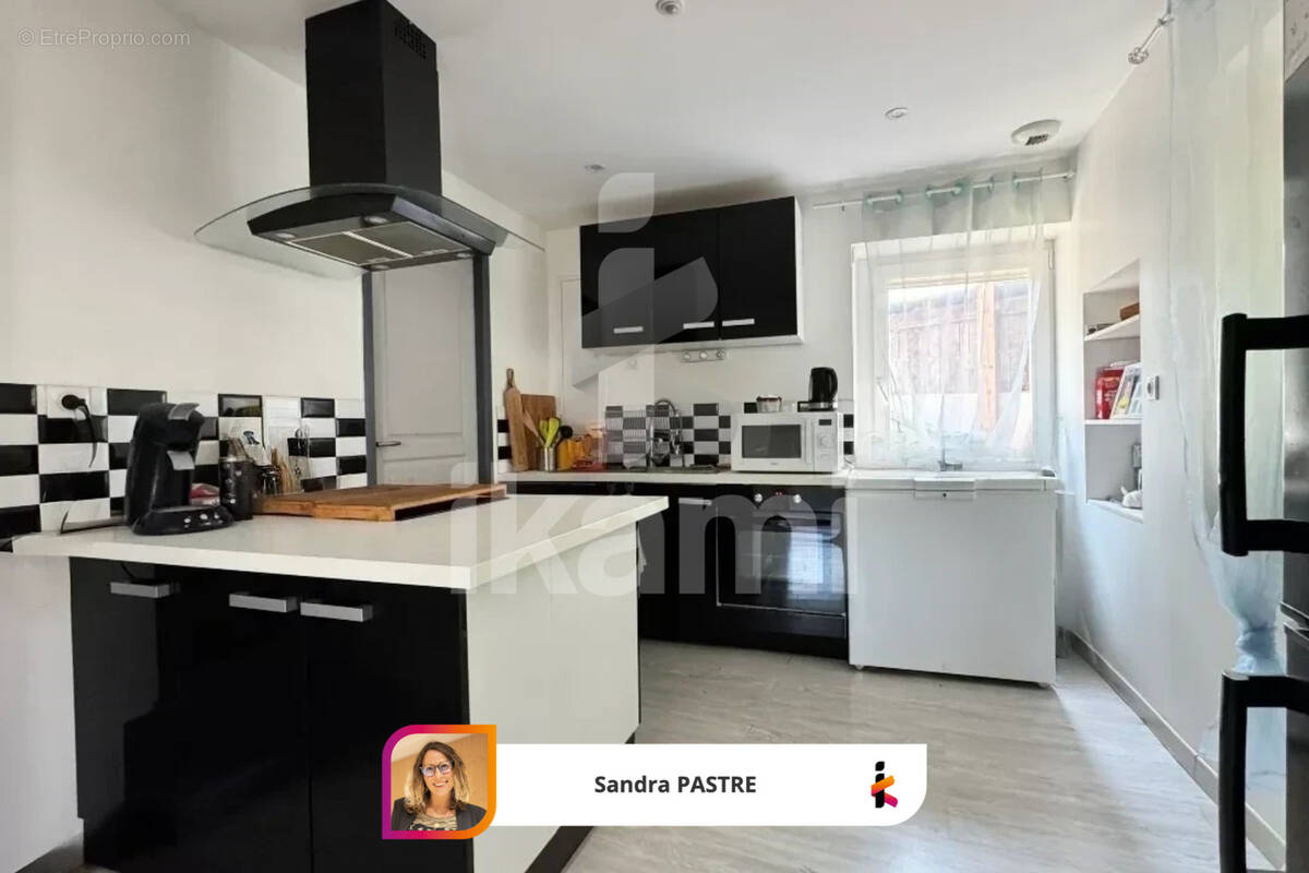 Maison familiale environ 150 m2, 6 pièces avec garage et piscine - photo 4