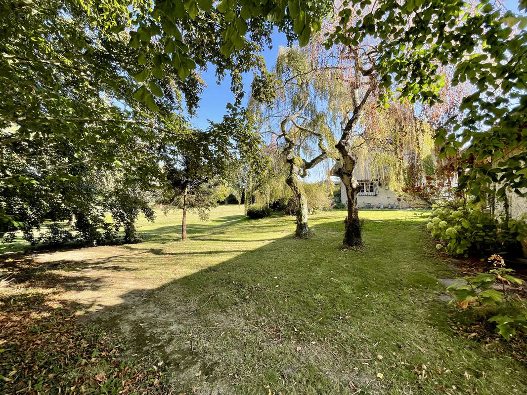 Maison à MONTFORT-L&#039;AMAURY