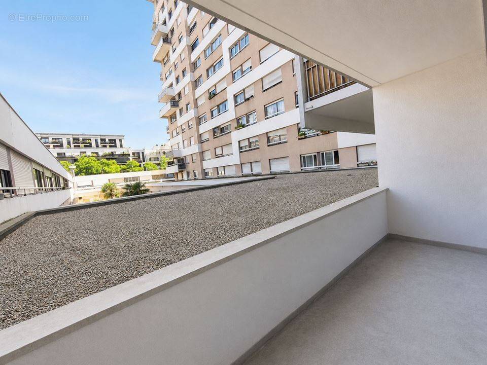 Appartement à PARIS-19E